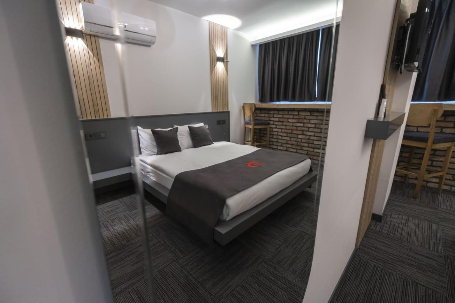 Dewy Hotel Измир Экстерьер фото